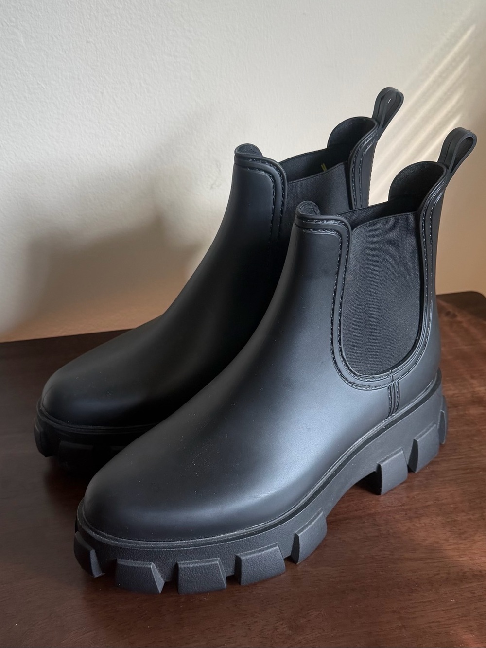 Jeffrey Campbell Black Chunky Lug Sole Chelsea Ankle Boots | Platform Grunge